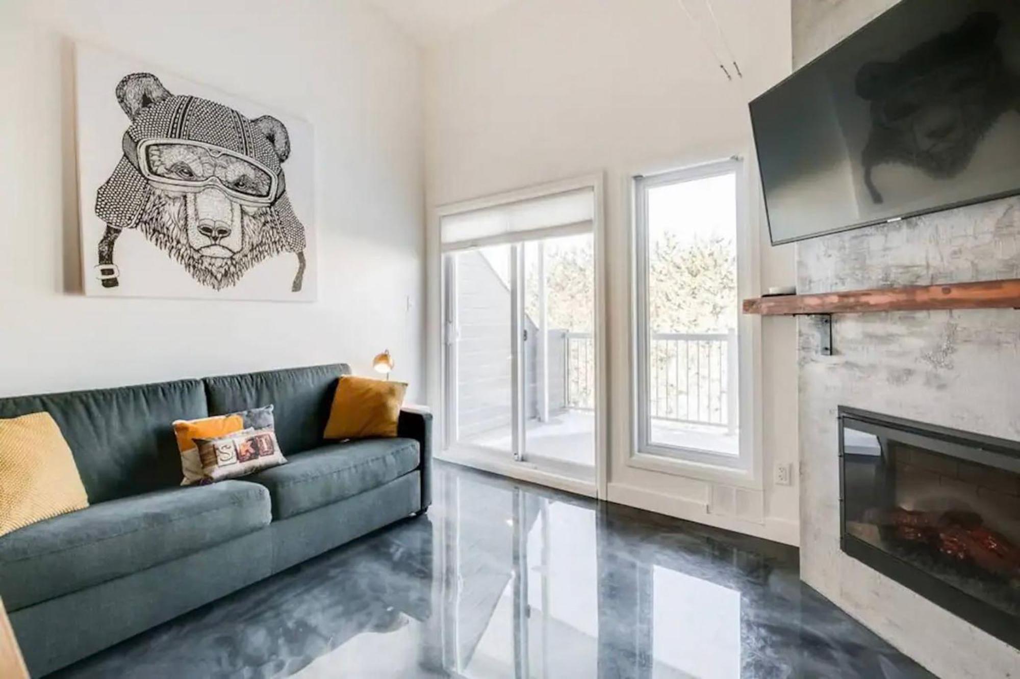 Condo Moderne, Escapade Vacance, Vue Sur Montagnes מראה חיצוני תמונה